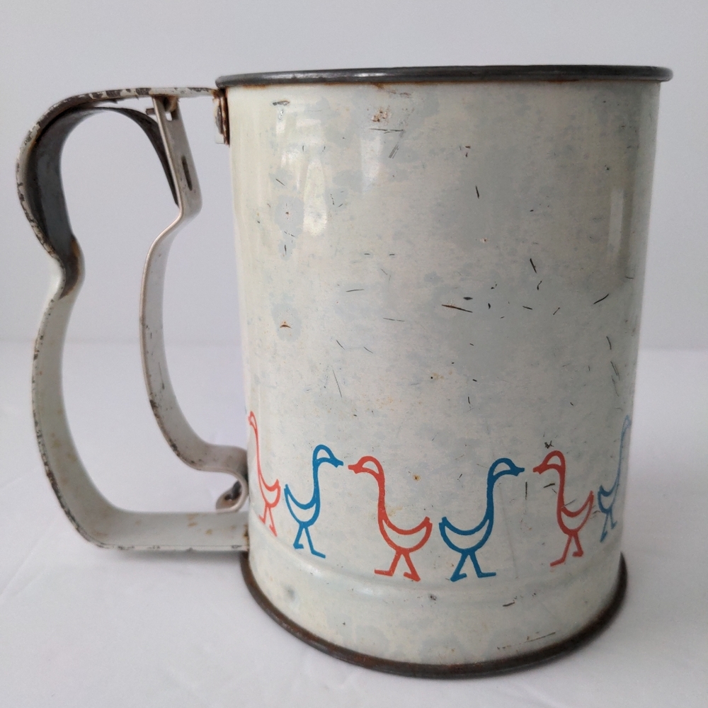 Androck Flour Sifter Geese Ducks Kitchen Vintage Collectibles